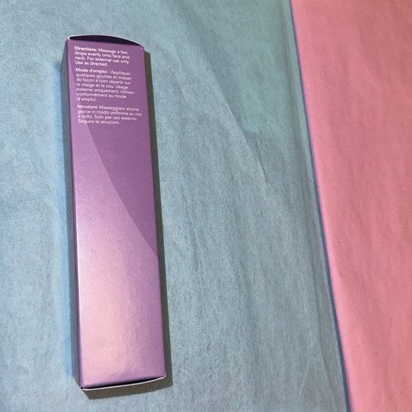 OLEHENRIKSEN Hydrabarrier Nourishing Face Oil - Picture 4 of 5